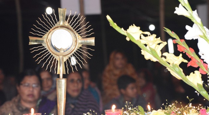 Adoration of blessed sacrament in Diang Pilgrimage