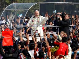 Pope Francis in Papa Mobile before Mass at Suhrawardy Udyan, Dhaka