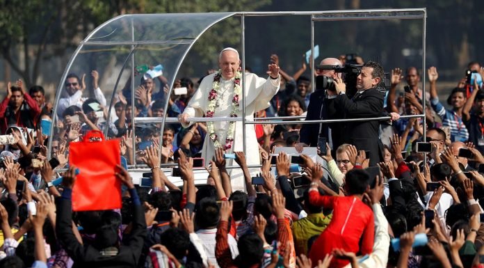 Pope Francis in Papa Mobile before Mass at Suhrawardy Udyan, Dhaka