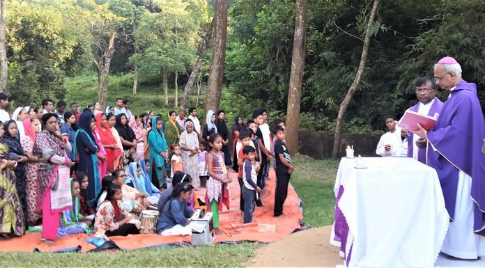 Archbishop Moses offer Mass in Diang Old Graveyard