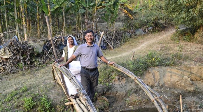 Fr. Samar, OMI & Sr. Mamata, LHC passing a